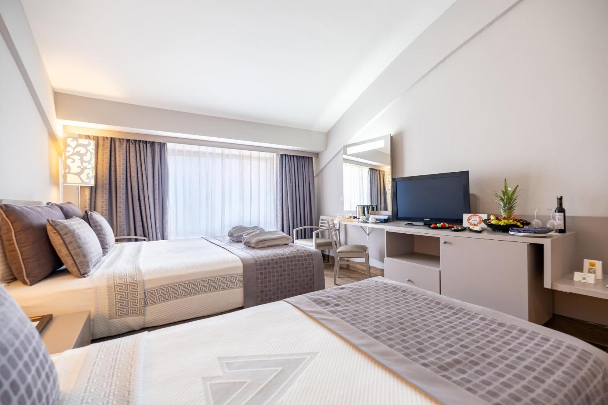 Standard Room,1699027349:JPEG