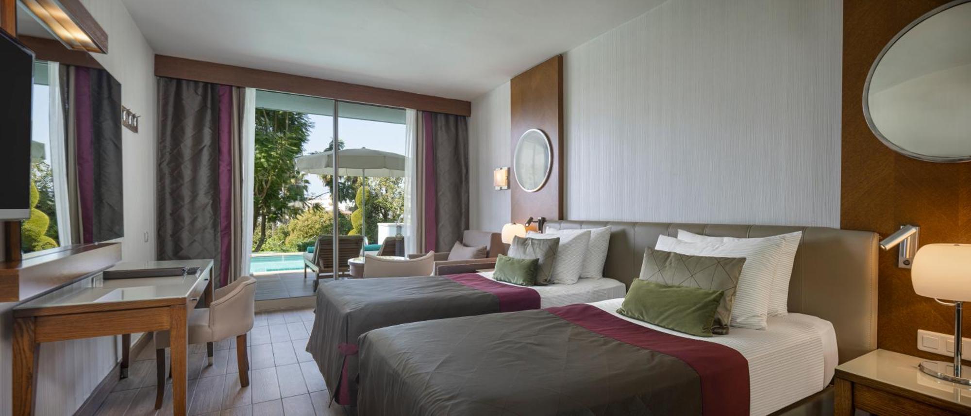 Deluxe Doppel- oder Zweibettzimmer mit Zugang zum Pool – nur für Erwachsene (+16 Jahre)